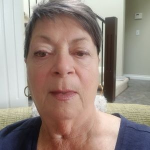 Meet your Posher, Sandi